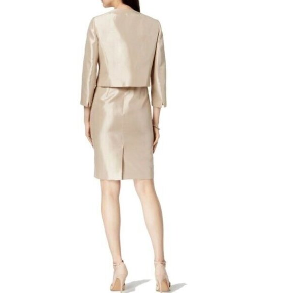 Dress Suit - Picture 2 of 2